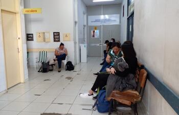 Los pacientes se ven obligados a suspender sus tratamientos por la falta de medicamentos y radioterapias.