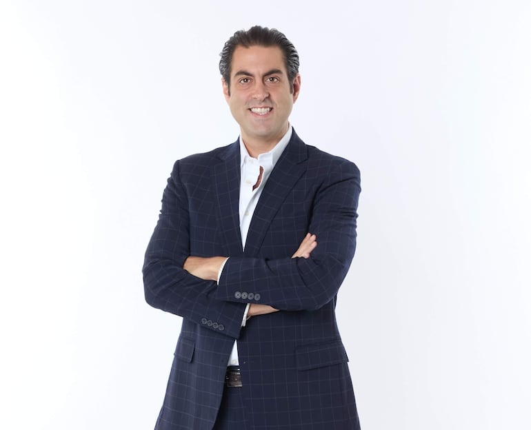 Shawn Vahdat, CEO de Pharma Industries.