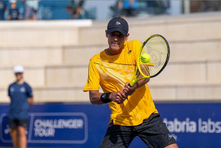 Daniel Vallejo avanzó a segunda ronda del Lexington Challenger.