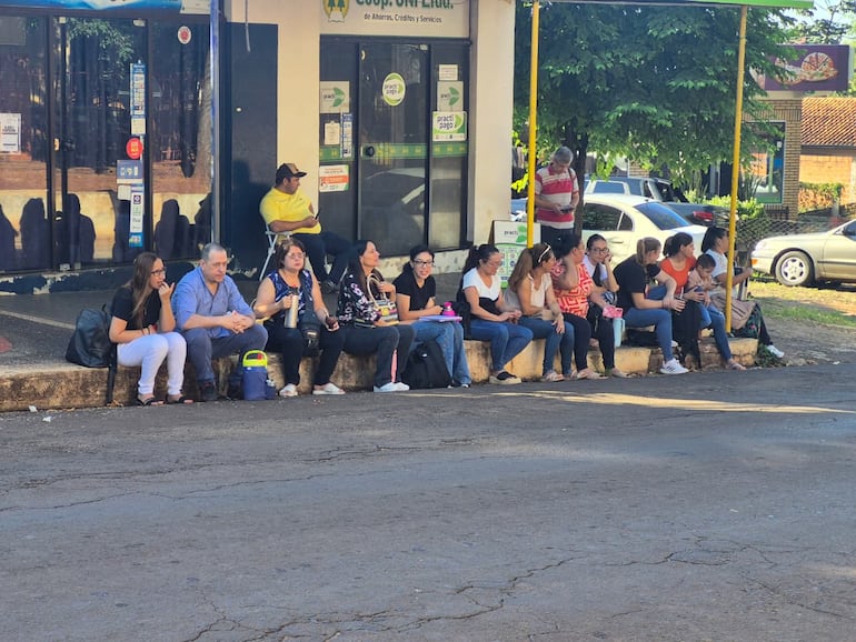 Más de 1.000 postulantes a las Becas del Gobierno en Itapúa