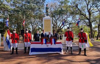 En San Juan, Misiones rindieron homenaje a la heroína Pastora Céspedes.