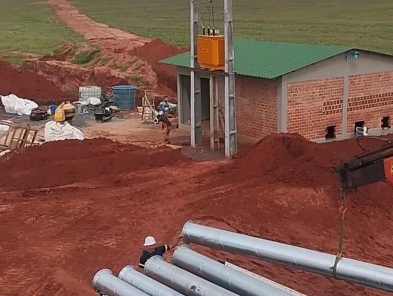 Este es uno de los lugares preparados para la extracción del agua de los cauces hídricos