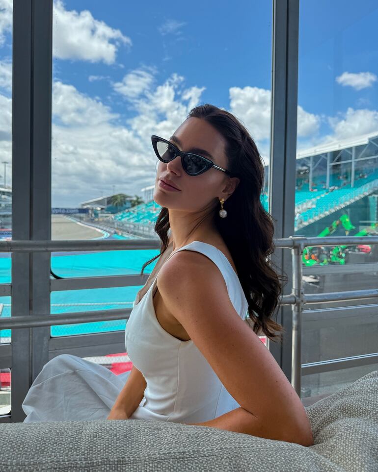 Stephi Stegman asistió así de espléndida al Grand Prix de Miami. (Instagram/Stephania Stegman)