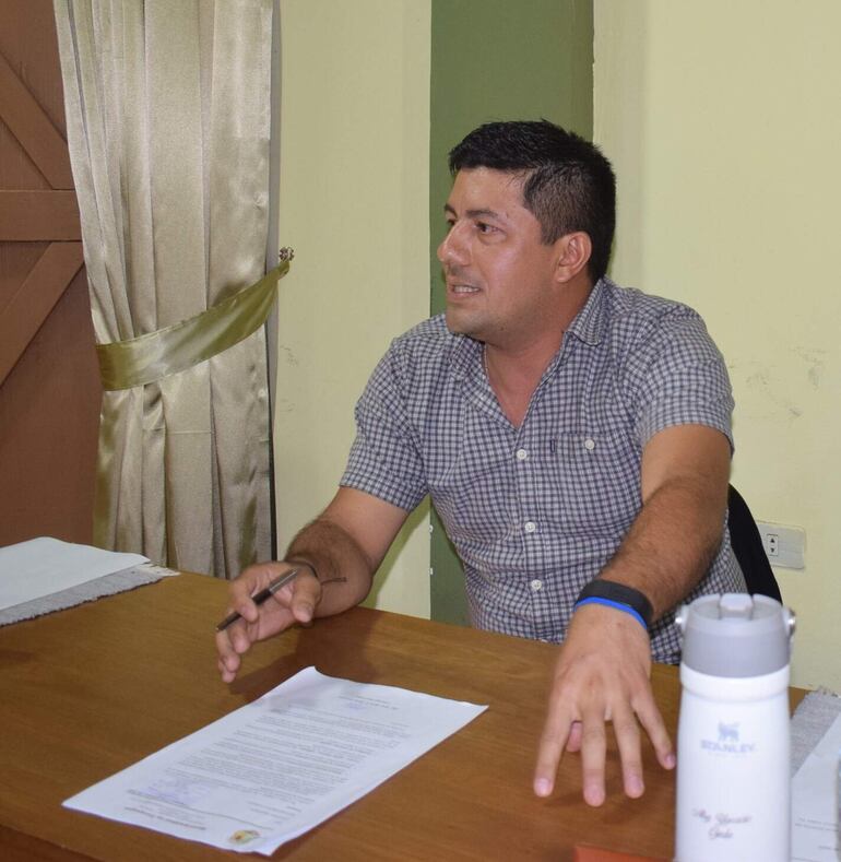 El presidente de la Junta Municipal de Carapeguá, Ignacio Ojeda (PLRA).