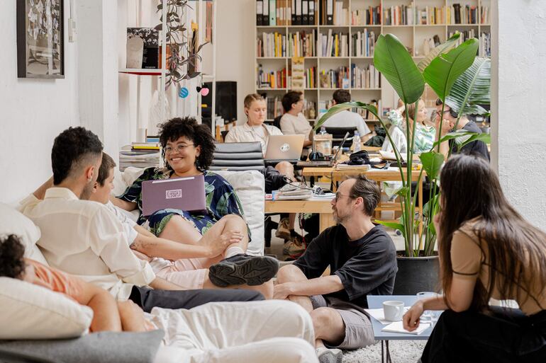 Paraguay and Madrid connect their arts scenes through a new artist residency