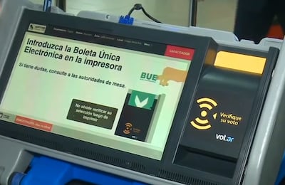 TSJE presentó máquinas de votación