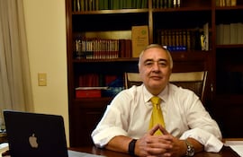 César Cabral, director del Estudio Aduanero Cabral Godoy, revela los desafíos actuales del despachante de aduana.