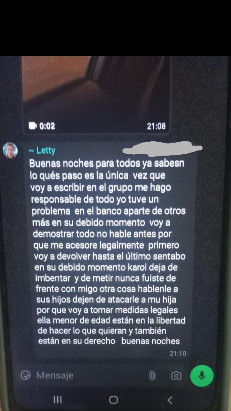 Padres de colegio de Luque denuncian que tesorera se llevó dinero para la colación.
