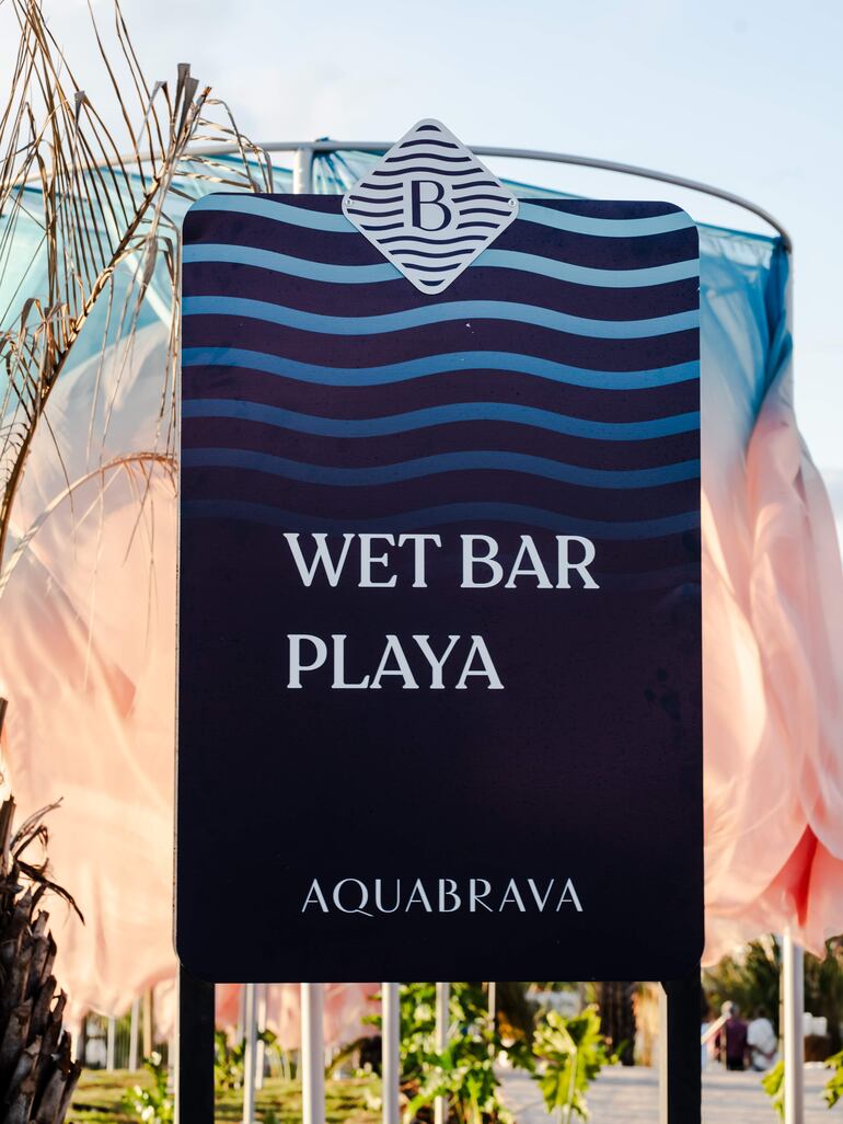 Aquabrava ofrece amenidades de primer nivel, como Club House, Wet Bar, áreas deportivas, gimnasio y laguna con playas de arena blanca.