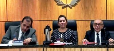 Los jueces: Marino Méndez, Zunilda Martínez y Herminio Montiel, integrantes del Tribunal de Sentencia.