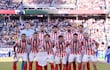 Los jugadores de la selección paraguaya posan para los reporteros gráficos en lo previo al partido ante Australia, por la tercera ronda del Grupo D del Mundial Estados Unidos/México/Canadá 2026.
