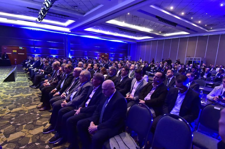 1ra Convencion Bancaria Py 2025 en el Hotel SheratonHoy 07 de Agosto de 2025Gustavo Machado