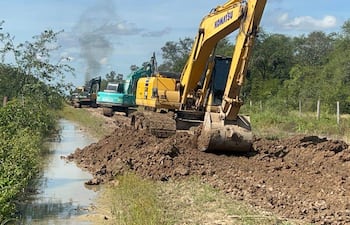 La estructura laboral expone que la posición jerárquica, la formación y el tipo de función ejercen una fuerte influencia sobre la remuneración.