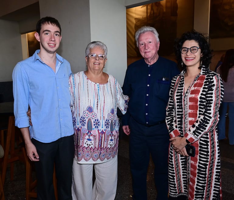 /pf/resources/images/abc-placeholder.png?d=2394