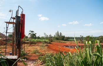 Piletas de lixiviación son instaladas a escasos metros de yerbales.