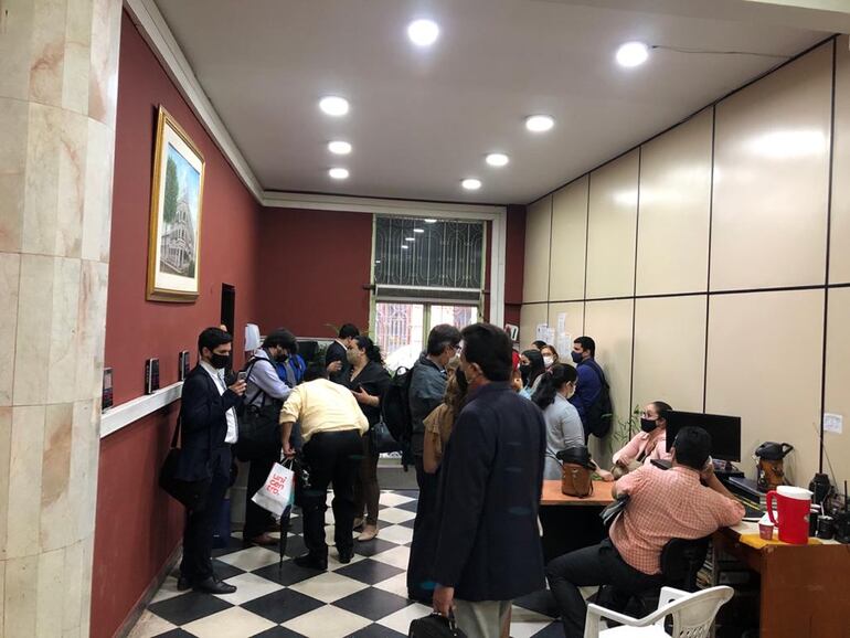 /pf/resources/images/abc-placeholder.png?d=2394