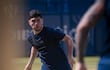 El extremo argentino, Ignacio Aliseda compite con Sergio Araújo para ser parte del once titular ante Olimpia, en una nueva edición del Superclásico del fútbol paraguayo. (Foto: @CCP1912oficial)