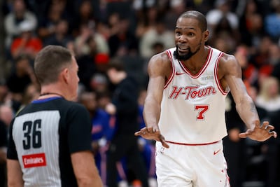 Kevin Wayne Durant (37 años) se encamina a superar el récord de anotaciones de Michael Jordan.