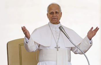 El papa León XIV, durante una audiencia pública en la plaza de San Pedro.