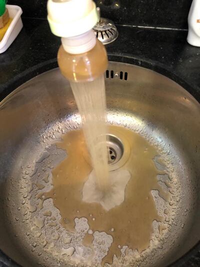 Agua sucia en barrio Villa Aurelia