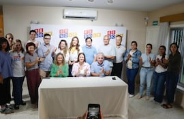 favor enviar a shell política , gracias (conferencias de prensa de Soledad Núñez y de Johanna Ortega)
De agodoy <agodoy@abc.com.py>
Destinatario foto <foto@abc.com.py>
Fecha 21-02-2026 10:59