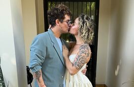 Miguel Narváez y Adri Sanguina se casaron y compartieron su alegría con sus seguidores de Instagram.