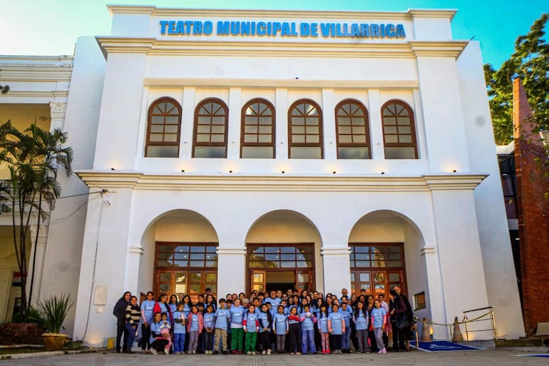 “Renace el Teatro”: Villarrica agotó entradas para la reapertura de su histórico teatro tras 15 años de cierre.