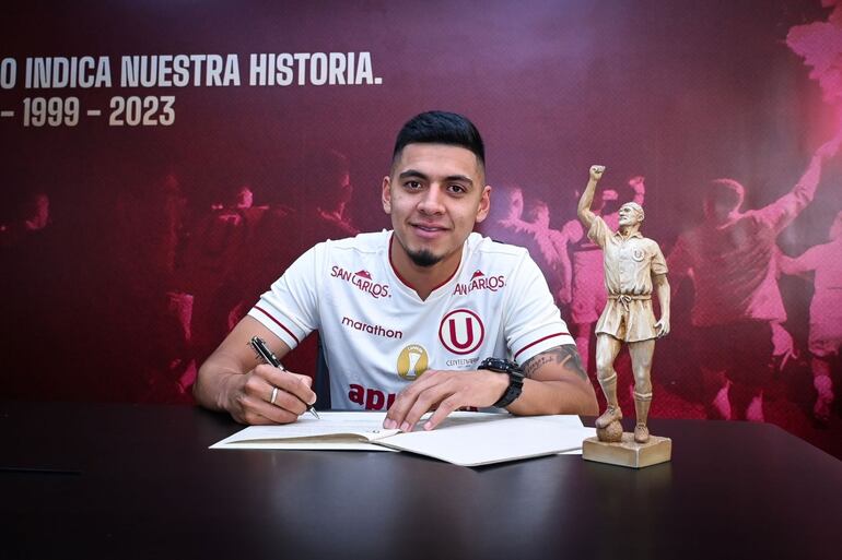 César Inga, jugador de Universitario.