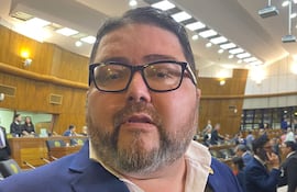 Derlis Rodríguez, diputado cartista por Caaguazú, se mostró bastante tibio en su postura sobre votar por la eventual suspensión del senador Yamil Esgaib.