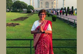 Portada de "Hacia un nuevo horizonte" de Julia Carmen Morel