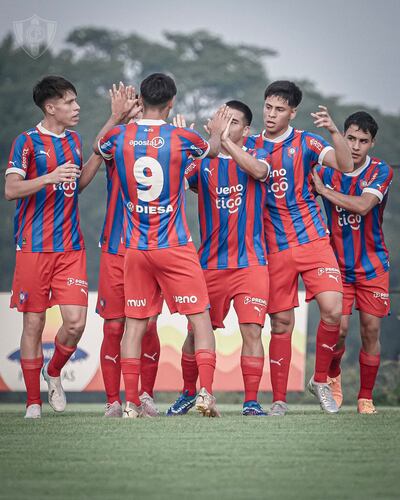 Los azulgranas golearon 4-0 a Ameliano en Ypané