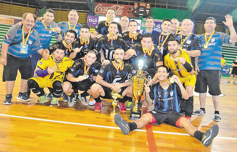 Fomento de Barrio Obrero se prepara para la Copa División Oro del salonismo metropolitano.