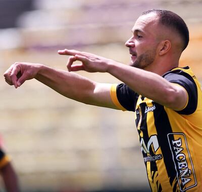 Juan Sinforiano Godoy Viñales, atacante paraguayo del The Strongest de La Paz, líder del campeonato boliviano.