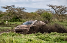 El Rally Safari de Kenia tiene nuevo líder, el japonés Takamoto Katsuta (Toyota GR Yaris Rally1).