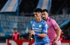 El volante paraguayo, Javier Domínguez (25 años) figura resaltante en el triunfo de Atlético Tucumán sobre Estudiantes de Río Cuarto, por la quinta fecha de la Liga Profesional Argentina.