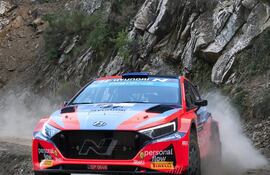 Fabrizo Zaldívar y Mercelo Der Ohannesian accedieron al tercer lugar en la WRC2 Junior con el Hyundai i20 N Rally2.