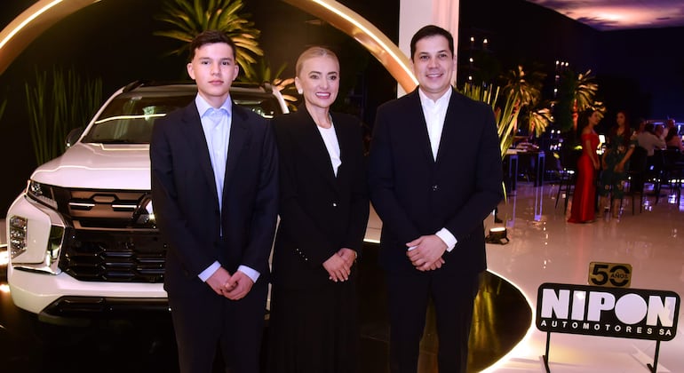 Jesús Peña, Virina Villanueva viuda de Peña y Ariel Ferreira.