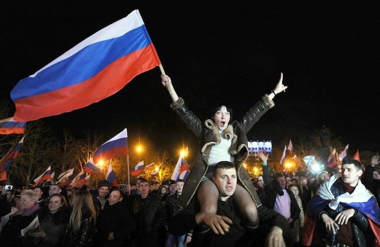 Rusia intervino militarmente y se anexionó la península de Crimea.