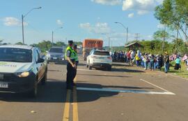 Alumnos de escuela de Karapaí aún no iniciaron las clases por falta de docentes.