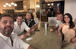 El vicepresidente Pedro Alliana, el diputado Raúl Latorre, el exdiputado Orlando Arévalo, el diputado Néstor Castellano y Liza Acosta.