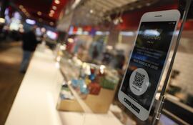 Un grupo de expertos en ciberseguridad ha observado un crecimiento del 587 por ciento de ataques ‘phishing’ a través del escaneo de códigos QR, lo que puede conducir a páginas de obtención de credenciales para posteriormente utilizarlos con distintos fines, como puede ser el robo de datos.