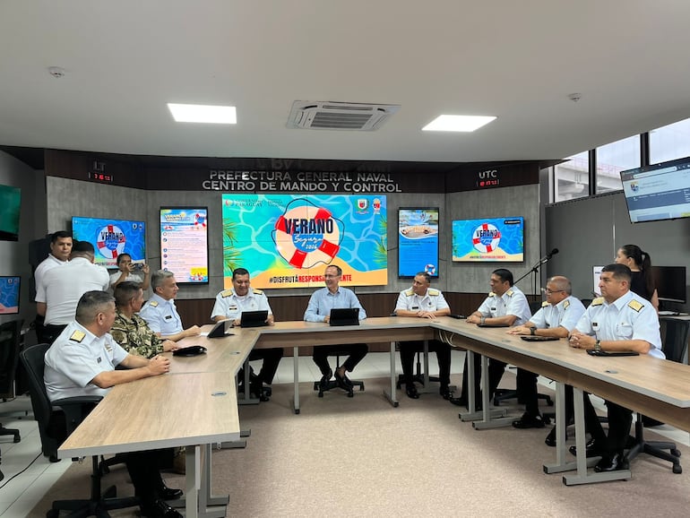 Conferencia de prensa brindada por las principales autoridades y responsables de la Campaña Verano Seguro 2026.