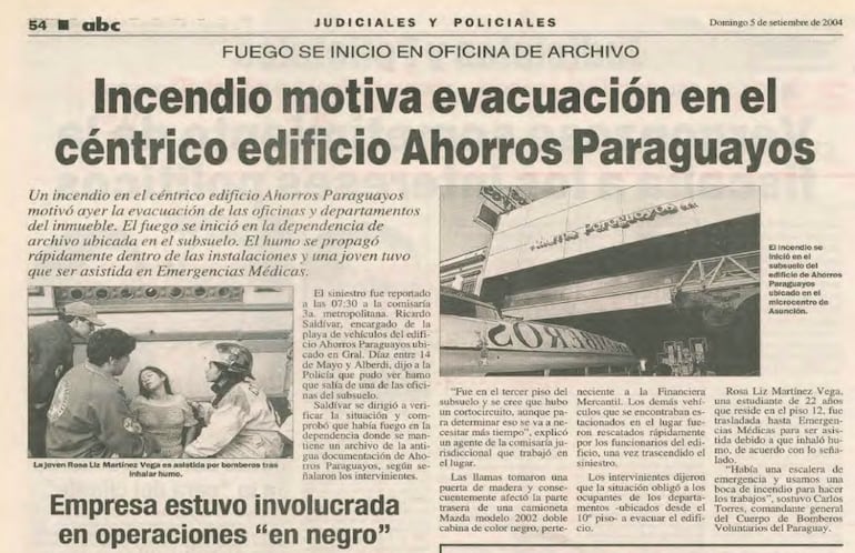 Archivo del diario ABC Color: incendio en el edificio Ahorros Paraguayos en septiembre del 2004.