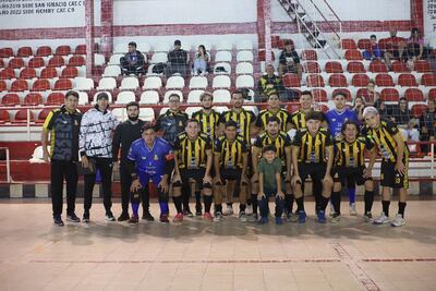 El equipo Legendario de la ciudad de Ñemby, puntero e invicto del torneo de la Divisional B de Fútbol de Salón Paraguayo. Hoy juega contra SP Unidos.