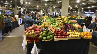 Todos los martes, numerosos consumidores recorren el Agroshopping para su compra semanal.
