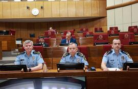 La comisión de Asuntos Constitucionales de la Cámara de Senadores reiteró convocatoria al ministro del Interior, Enrique Riera, sobre el ascenso de policías.