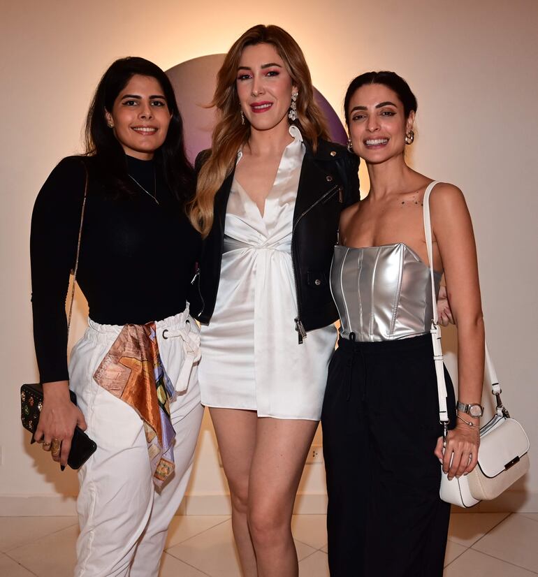 Maluli Ocampos, Michelle Chase y Puppa Careaga.