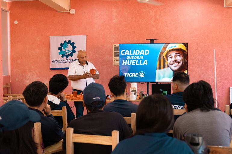 Veinticinco profesionales culminarn su formación especializada con Tigre Paraguay.