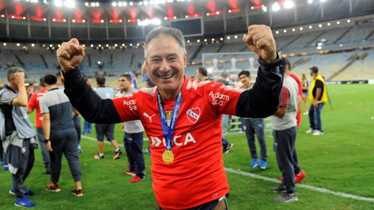 Ariel Holan, argentino de 65 años, es nuevo entrenador de Cerro Porteño.