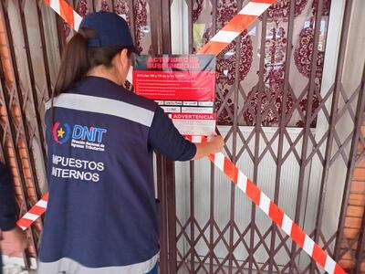 Funcionarios de DNIT seguirán cobrando el 50% de lo recaudado en multas, beneficio del que gozan como pocos.